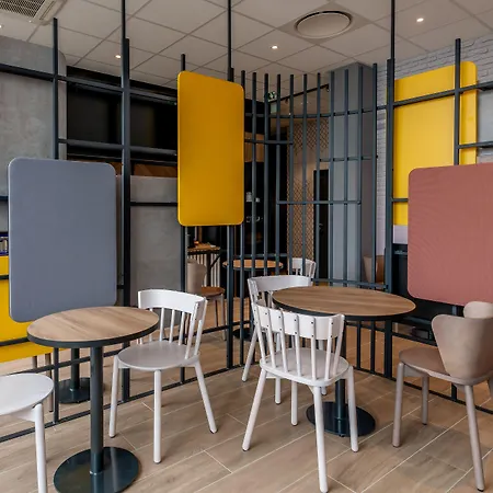 Centre Gare Saint-jean Hotell 3*
