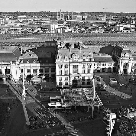 Centre Gare Saint-jean ホテル