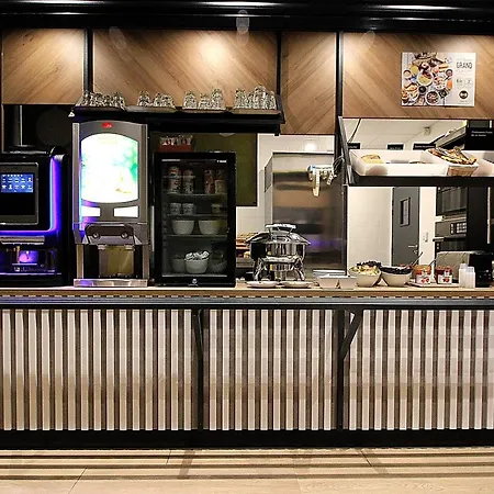 Centre Gare Saint-jean 호텔 3*