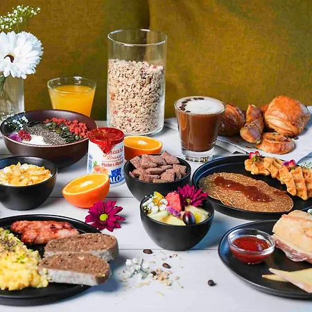 Centre Gare Saint-jean 3* בורדו