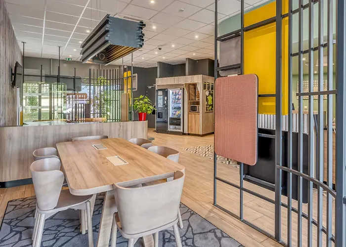 Centre Gare Saint-jean 3*