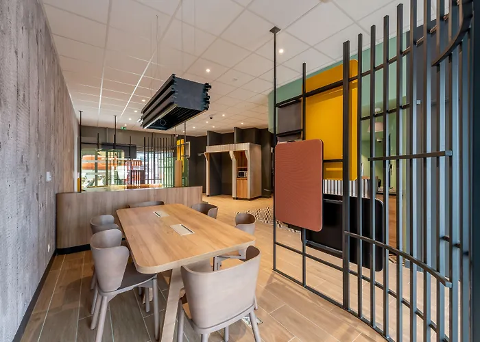 Centre Gare Saint-jean 3*