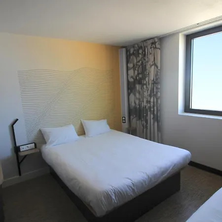 Centre Gare Saint-jean 3*